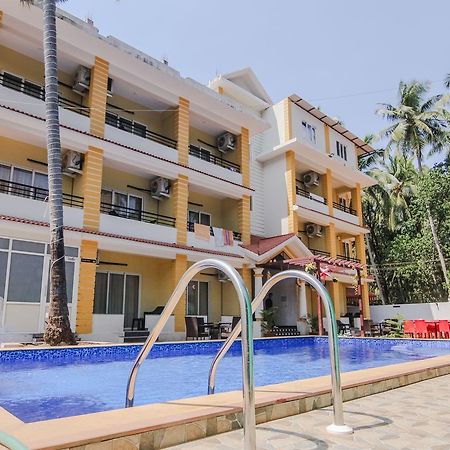 Royale Nirvana Resort Arpora Buitenkant foto