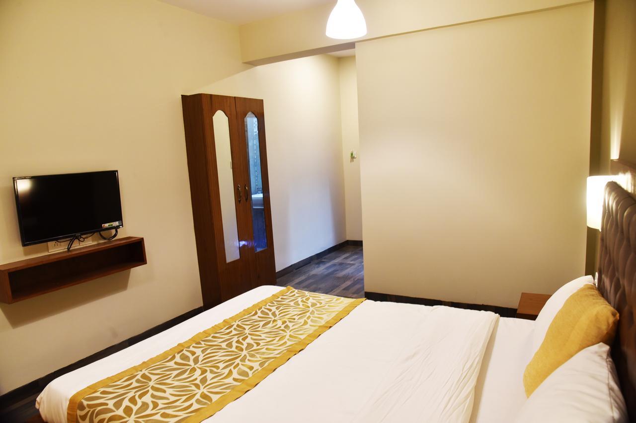 Royale Nirvana Resort Arpora Buitenkant foto